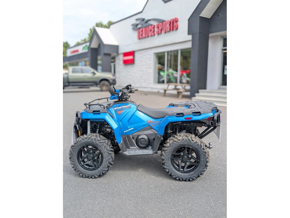 2025 Polaris Sportsman 570 Trail - Electric Blue Suspension Calibrée Sentier Québec alt