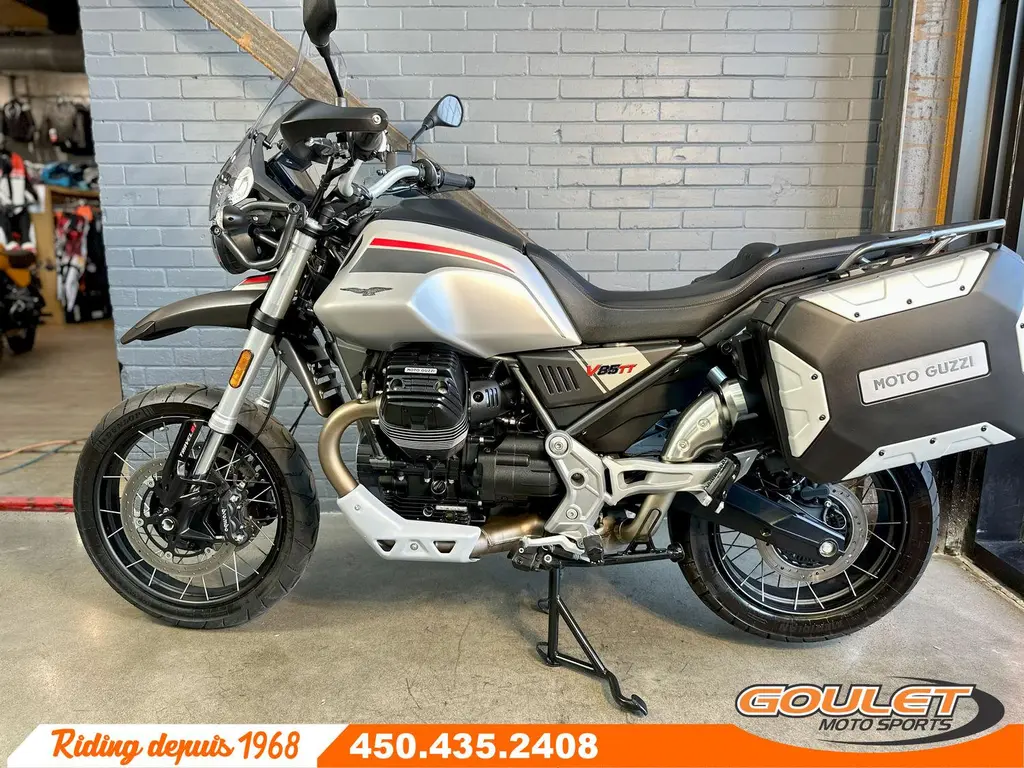 2023 Moto Guzzi V85 TT - GRIS