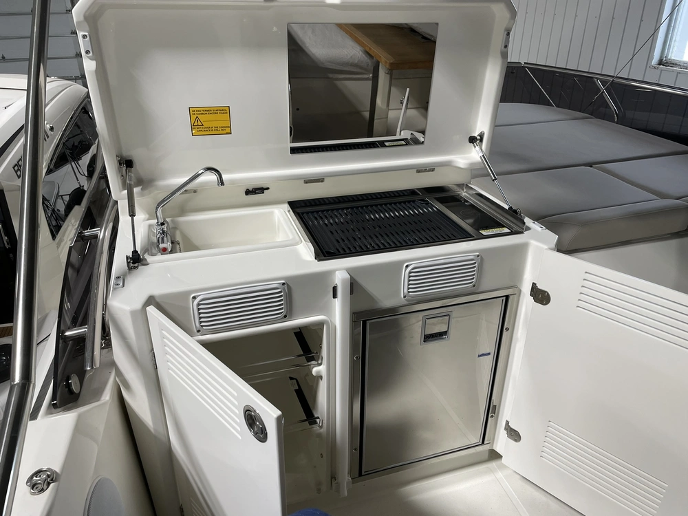 Prestige Yachts 520 Fly - Diesel 2022 alt