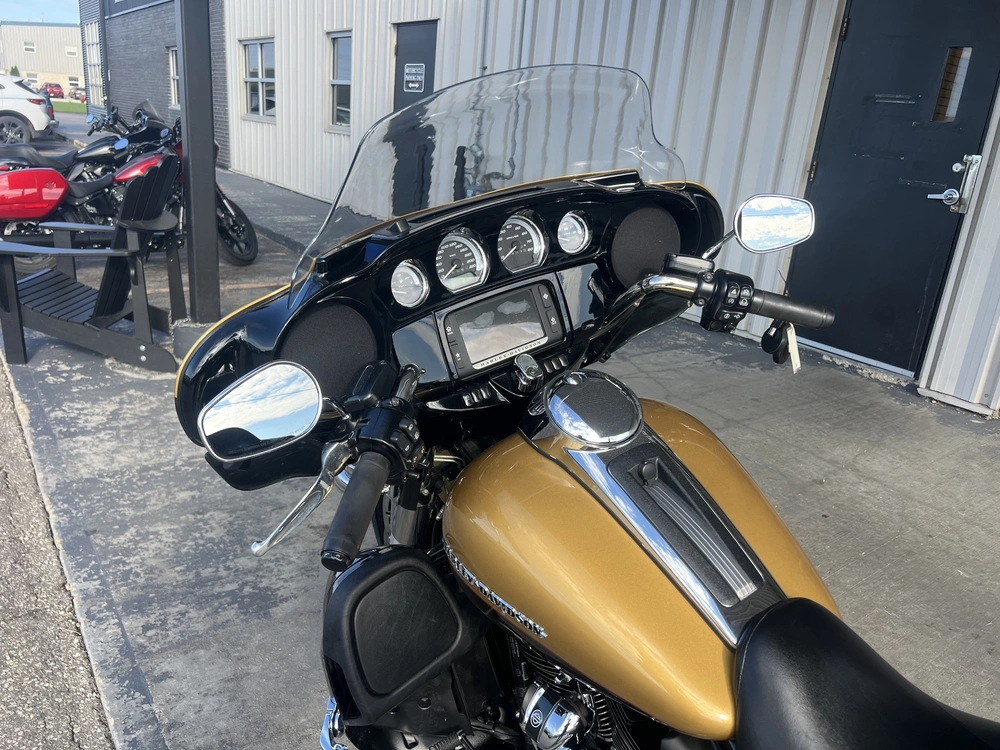 2017 Harley-davidson Ultra Limited alt