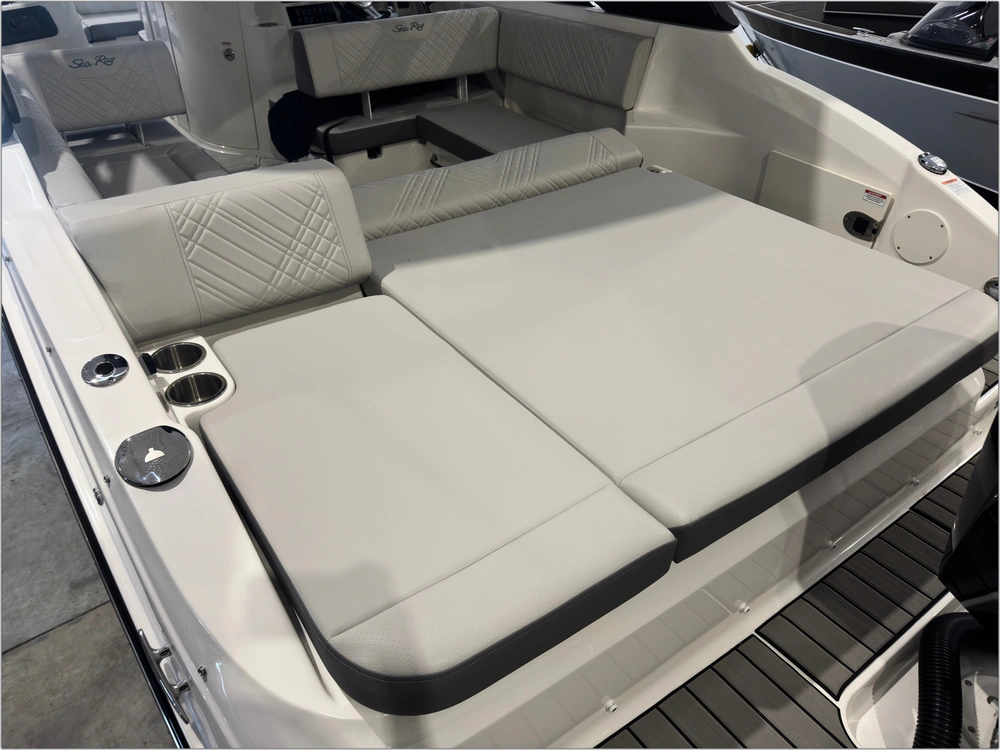 2026 Sea Ray Sdx 250 Outboard alt