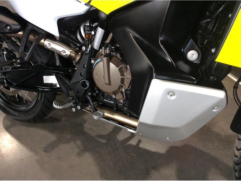 2023 Husqvarna Norden 901 alt