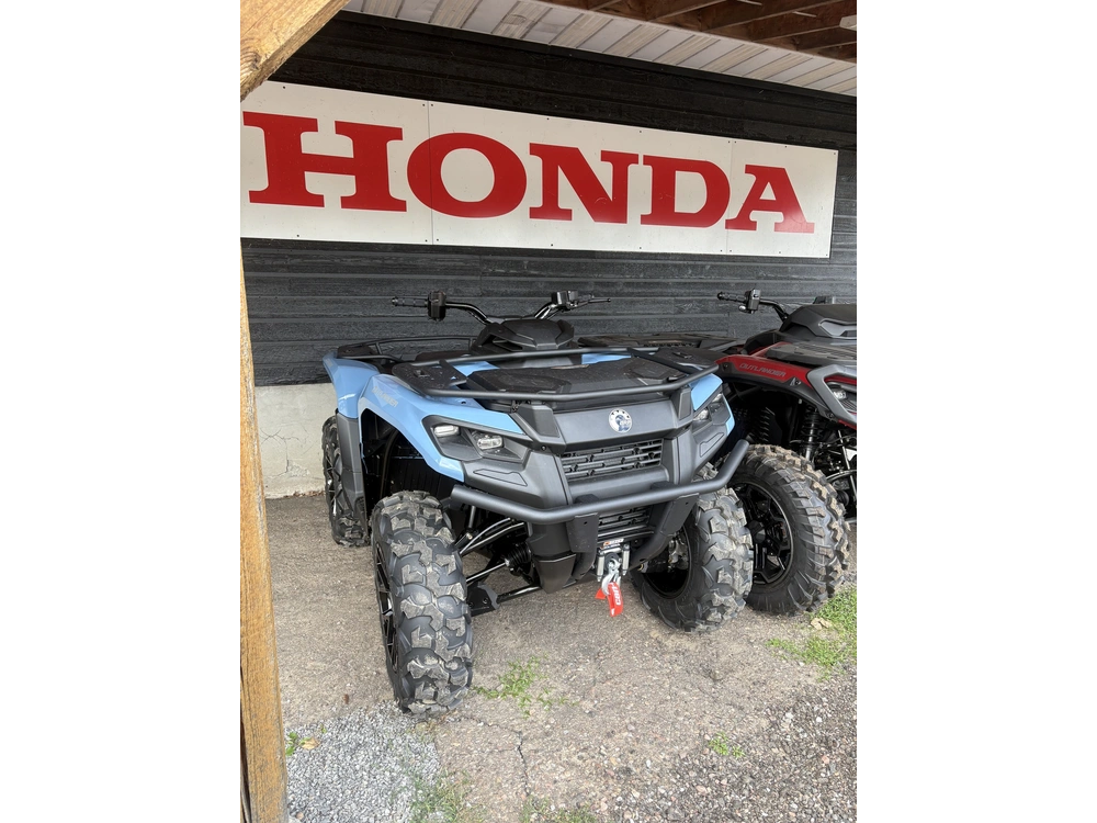 2025 Can-am Out Xt 700 alt