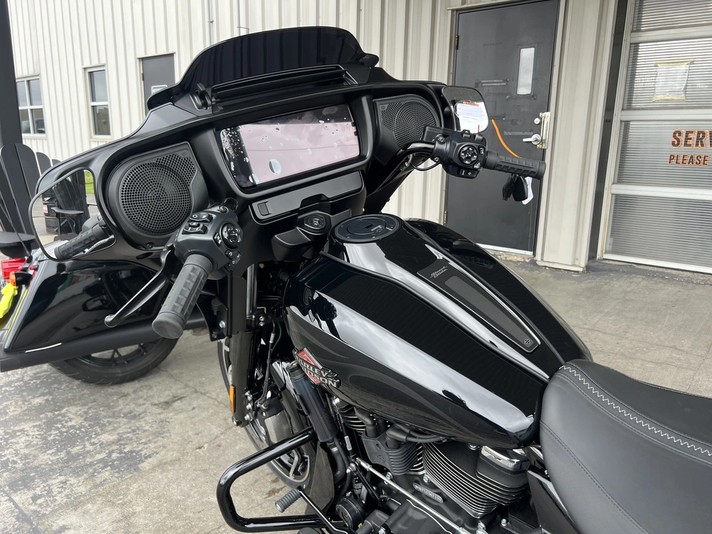 2025 Harley-davidson Street Glide alt