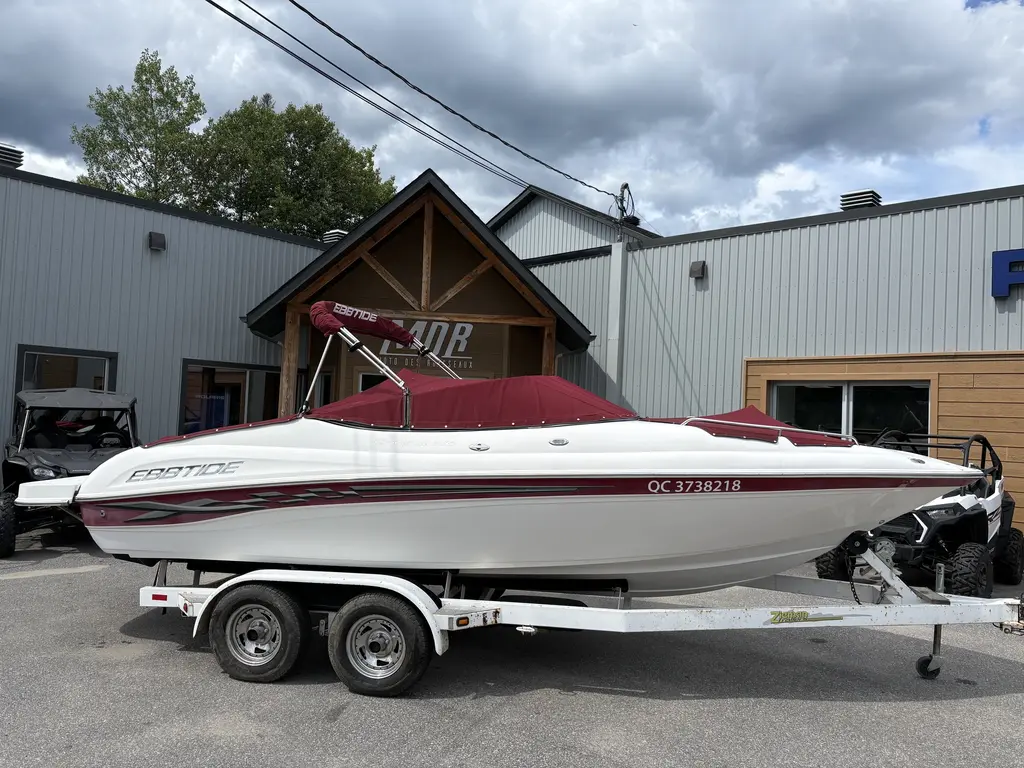 2005 Ebbtide Campion210