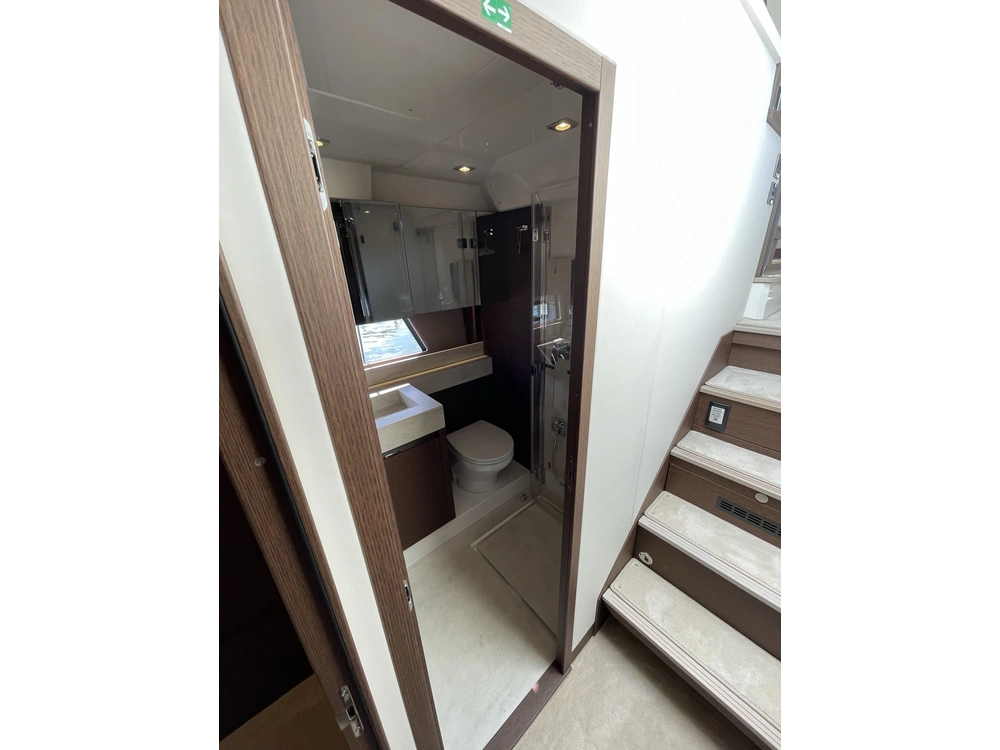 Prestige Yachts 520 Fly - Diesel 2022 alt