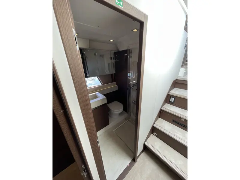 Prestige Yachts 520 FLY - DIESEL 2022