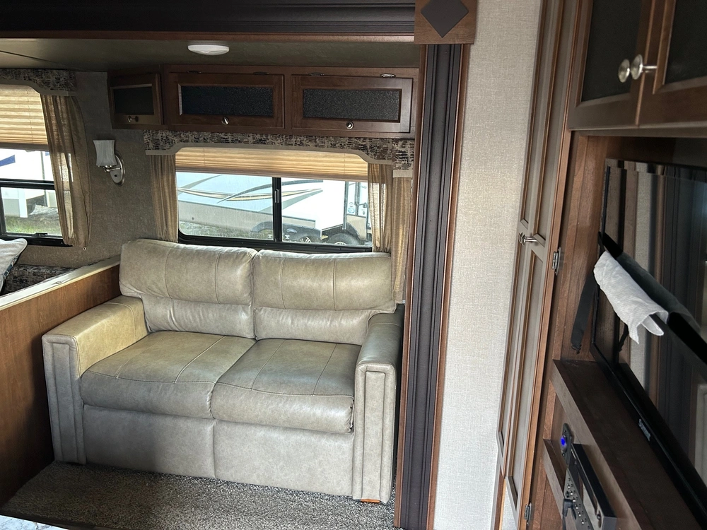 Keystone Rv Hideout 308bhds 2017 alt