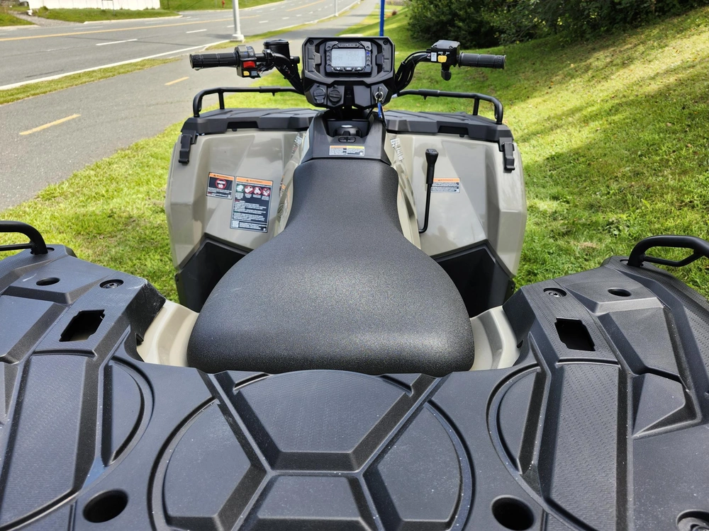 2025 Polaris Sportsman 570 Eps - Desert Sand Concession Polaris 5 Étoiles alt