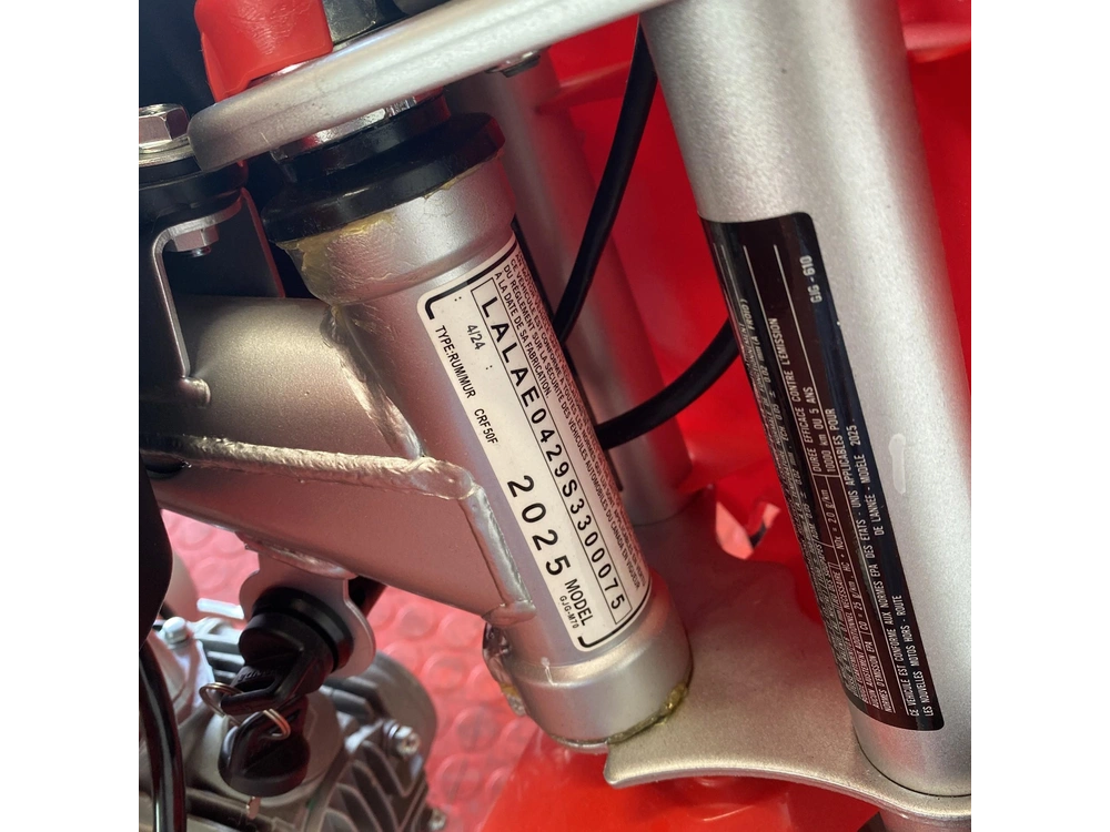 2025 Honda Crf 50f Dirt Bike alt