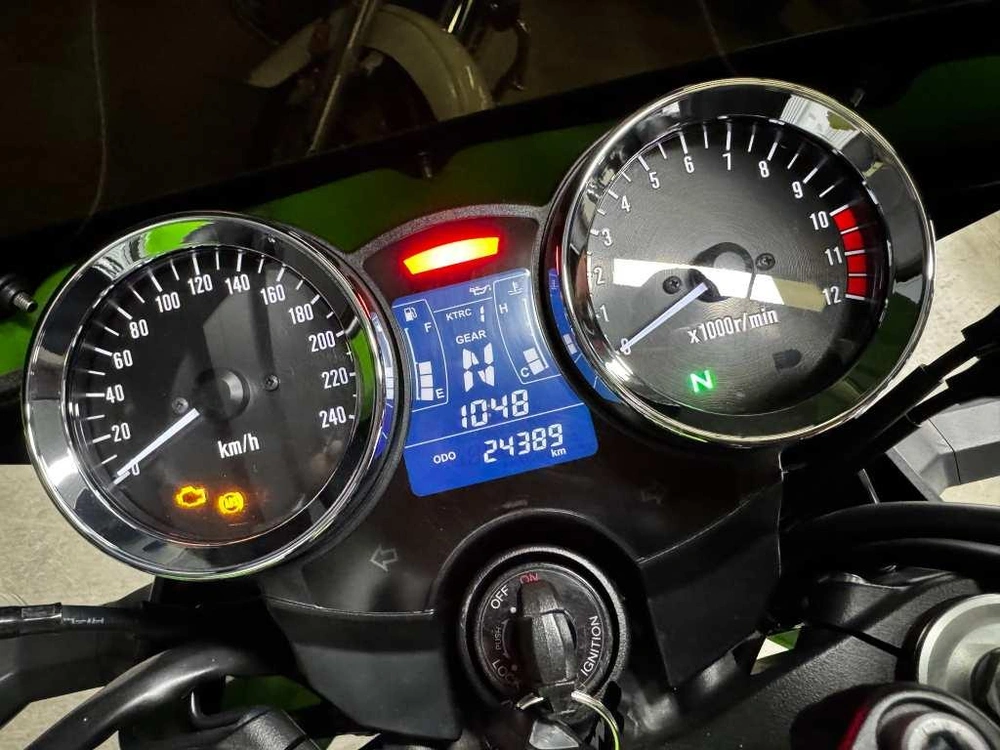 Kawasaki Z900 Rs Cafe 2018 alt