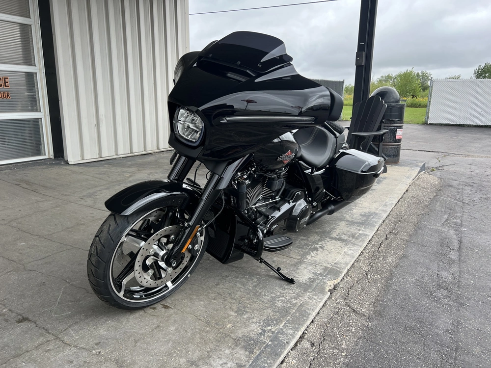2025 Harley-davidson Street Glide alt