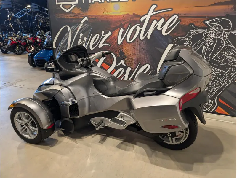 2011 Can-Am Spyder RT