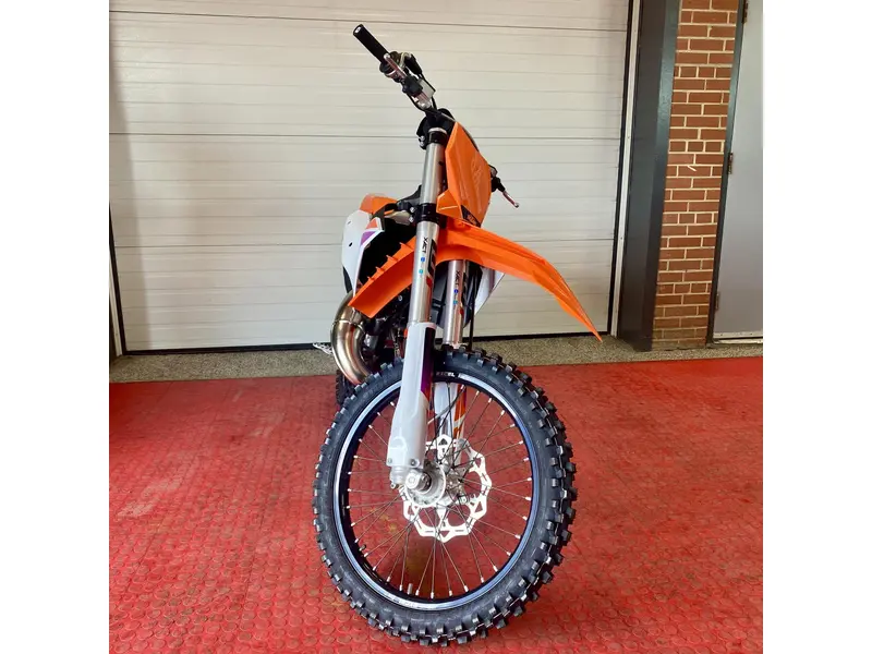2024 KTM 125 SX thumbnail 3