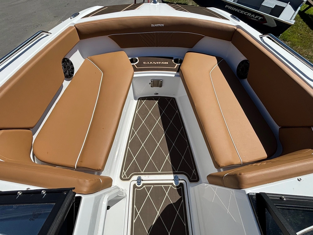 2022 Glastron Gt 205 Mercruiser 4.5l alt