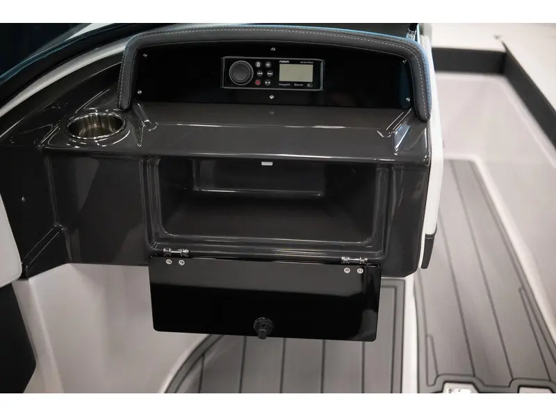 Monterey Boats M205 BOWRIDER 2025