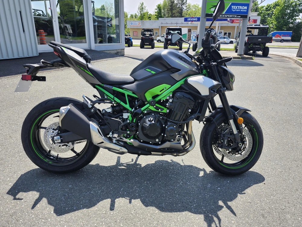 2025 Kawasaki Z900 Abs | 🏁 Alternatives Yamaha Mt-09 Ducati Monster Bmw F 900 R Pour Roadster Polyvalent 🏁 | alt