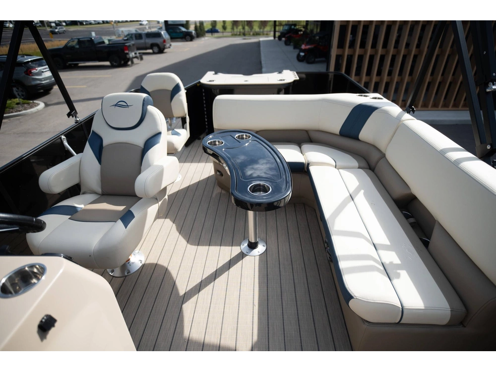 2025 Suncatcher Select 20f alt