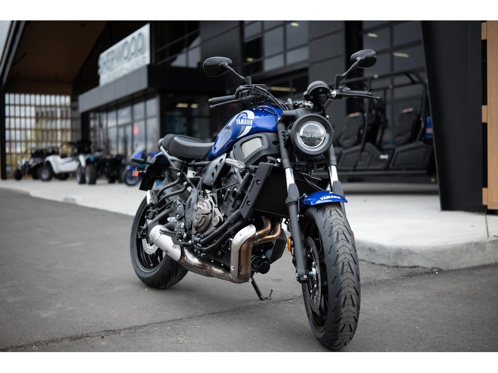 2024 Yamaha Xsr700 alt