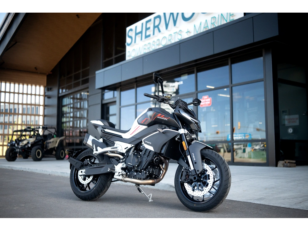 2025 Cfmoto 800nk alt