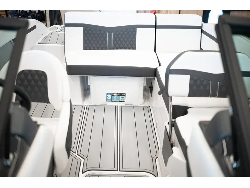 Monterey Boats M205 BOWRIDER 2025