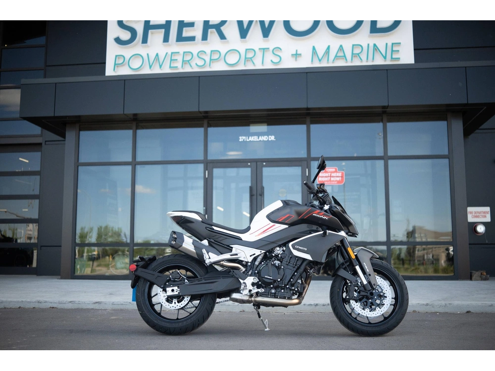 2025 Cfmoto 800nk alt