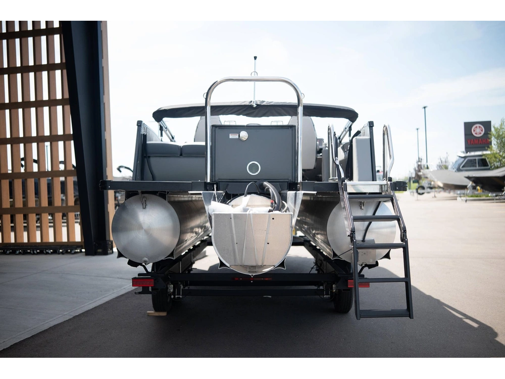 2025 Legend Vetta Levata 23 Crl alt