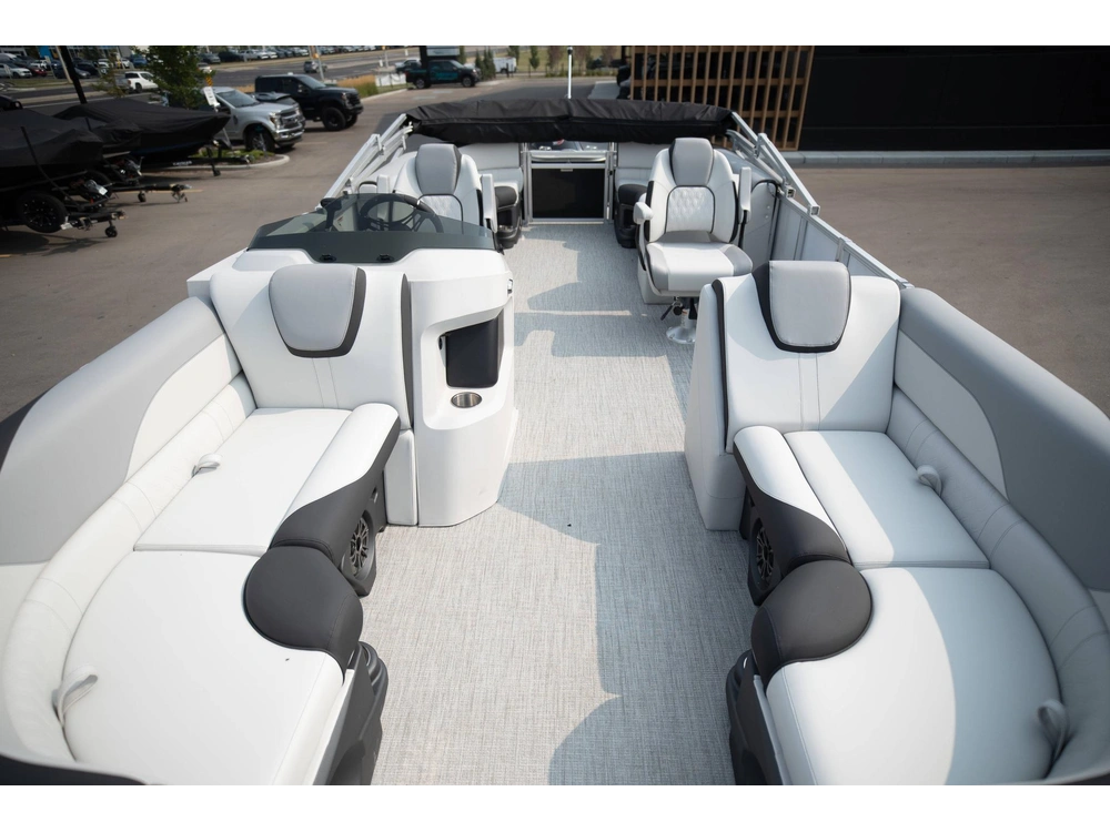 2025 Legend Q-series 23 Ql alt