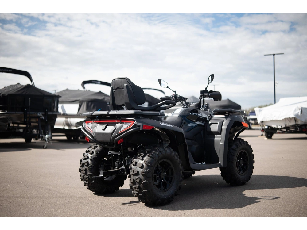 2025 Cfmoto Cforce 600 Touring alt