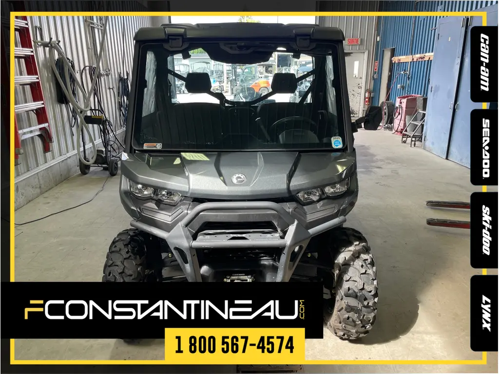 2023 Can-Am Defender XT HD9