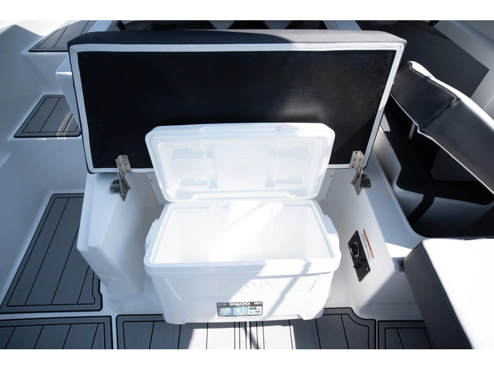 2024 Monterey Boats M20 Bowrider alt