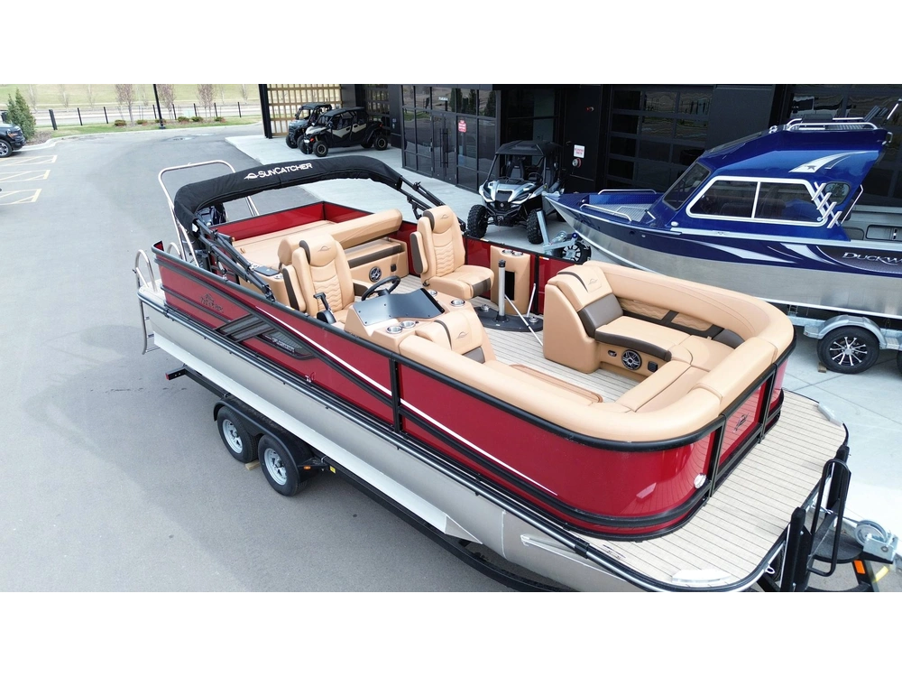 2025 Suncatcher Fusion 324sl alt