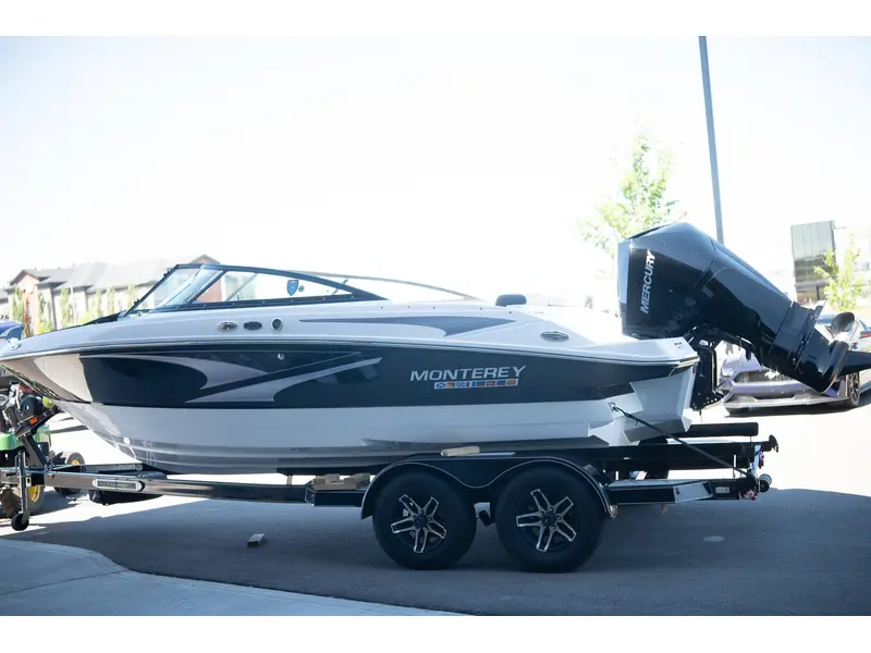 Monterey Boats M205 BOWRIDER 2024