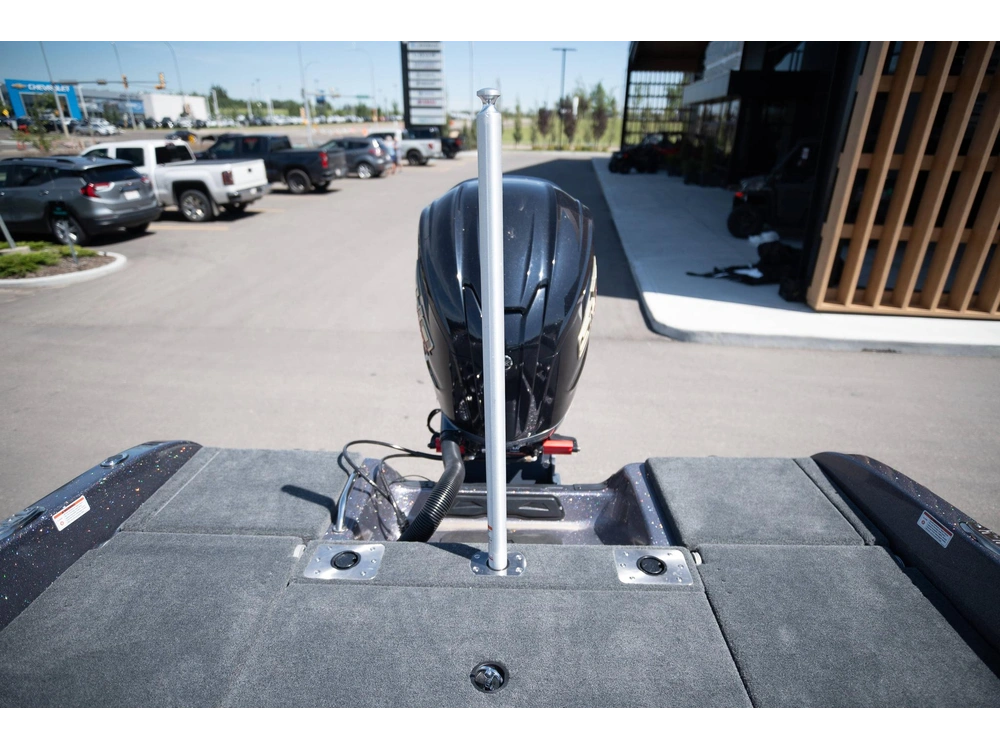 2025 Skeeter Products Solera 189 alt