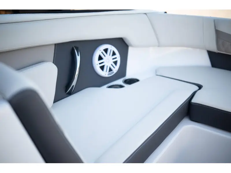 Monterey Boats M205 BOWRIDER 2024