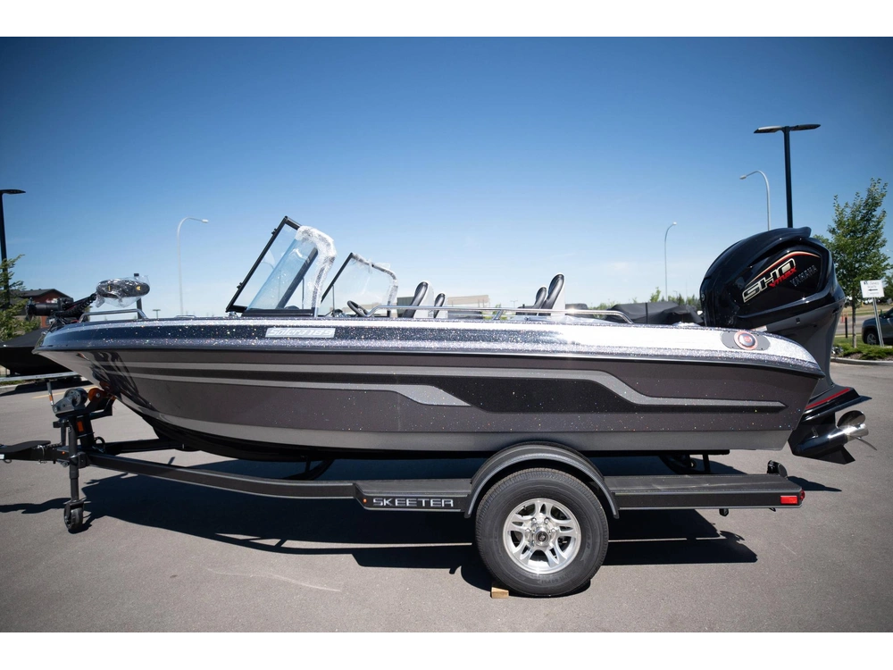 2025 Skeeter Products Solera 189 alt