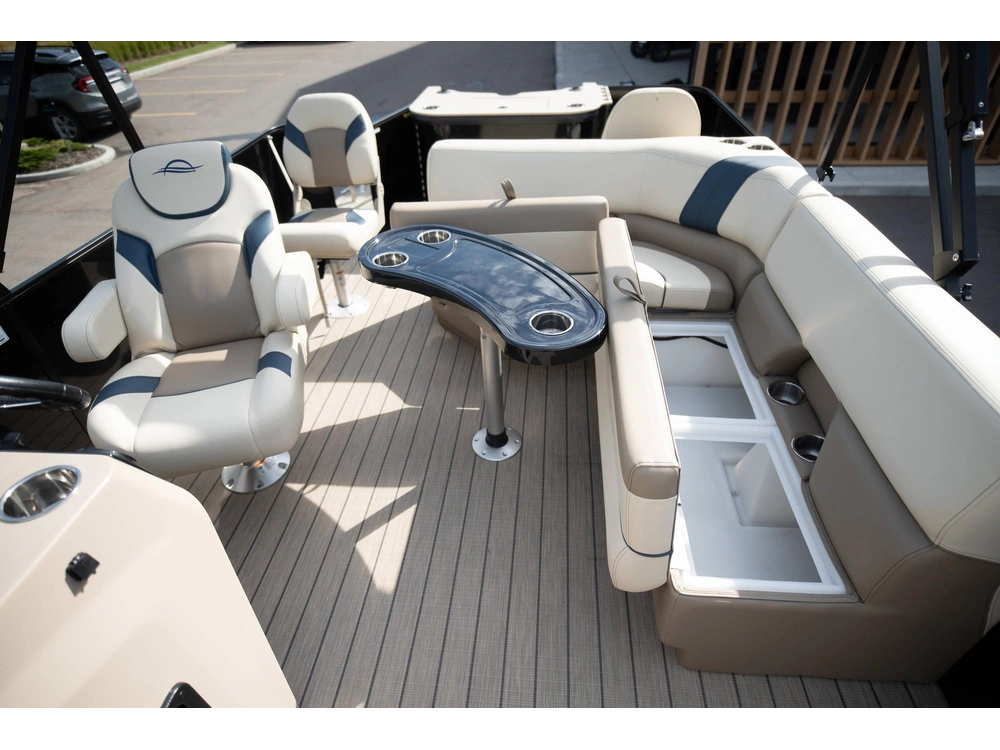 2025 Suncatcher Select 20f alt