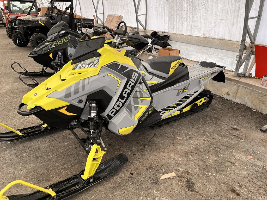 Polaris 800 SKS 146 2020