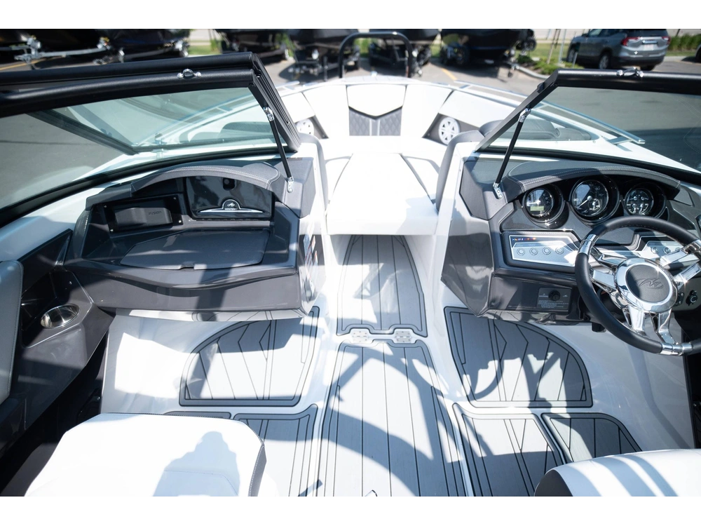 2024 Monterey Boats 218ss Bowrider alt