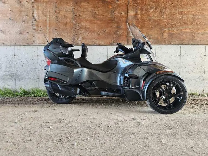 2019 Can-Am RT LIMITED