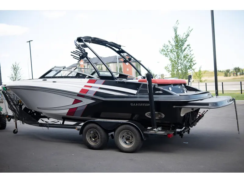 Glastron GT225 2013