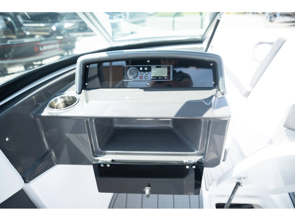 2024 Monterey Boats M20 Bowrider alt