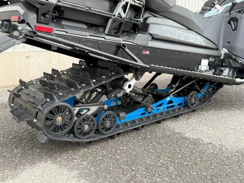 2026 Polaris 850 Titan Adventure Ultimate 155 1.8 alt