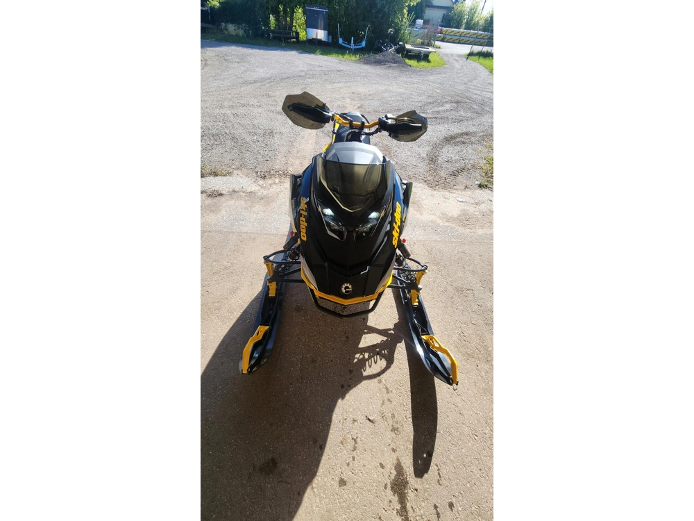 2025 Ski-doo 2025 Mxz Xrs 850 129 alt