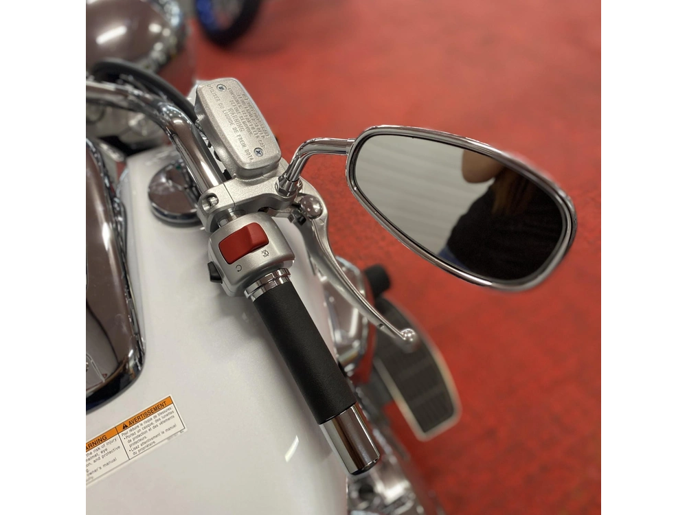 2025 Suzuki Boulevard C50 alt