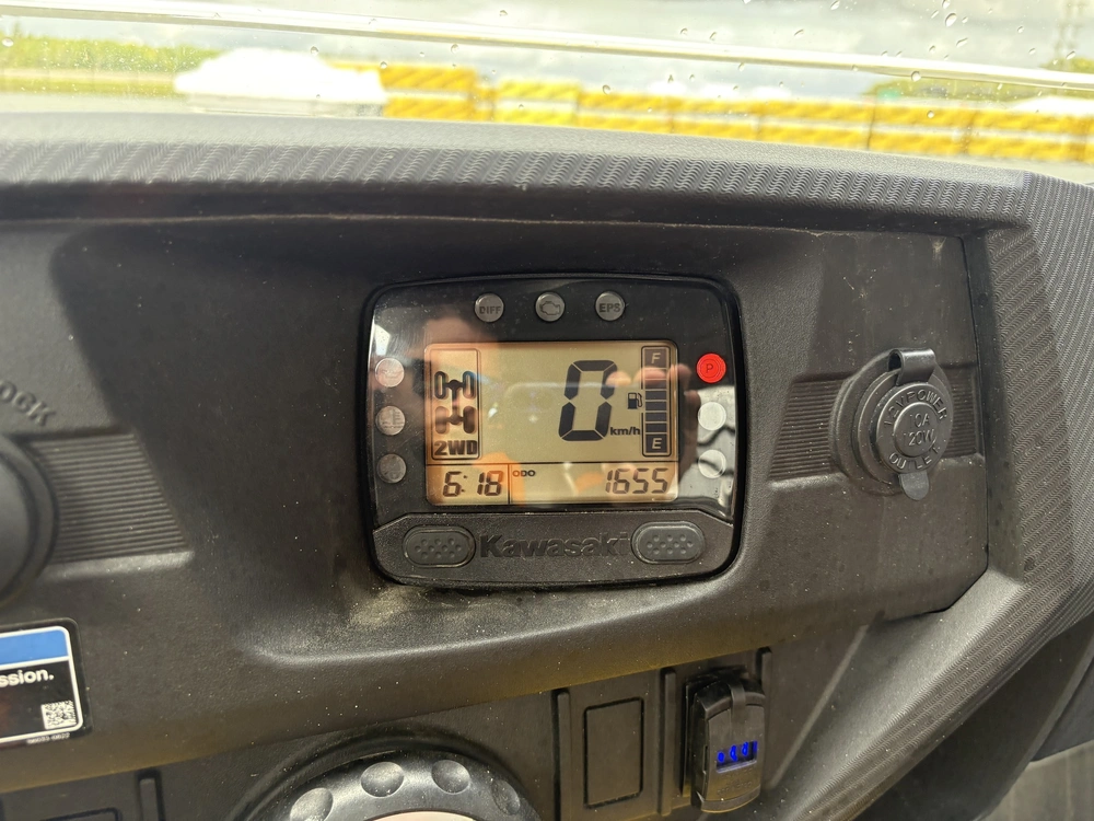 2020 Kawasaki Teryx4 alt