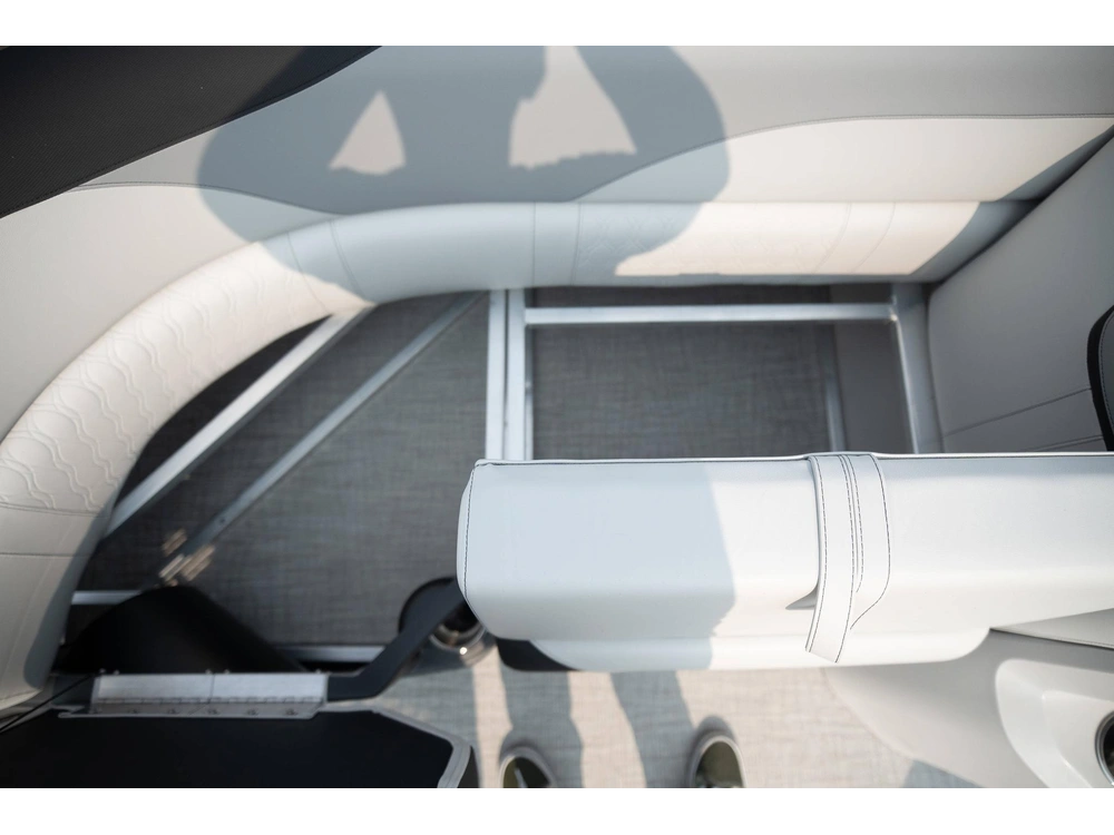 2025 Legend Q-series 23 Ql alt