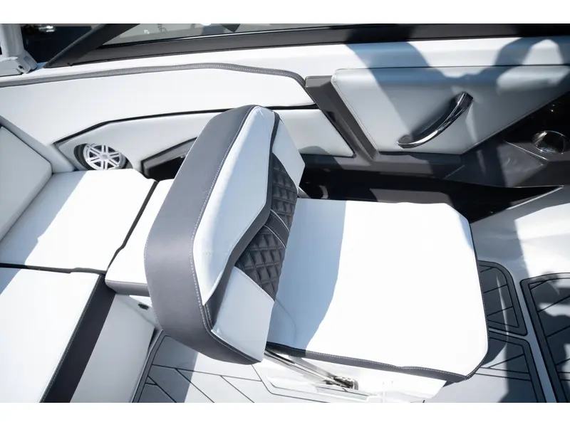 Monterey Boats 218SS BOWRIDER 2024