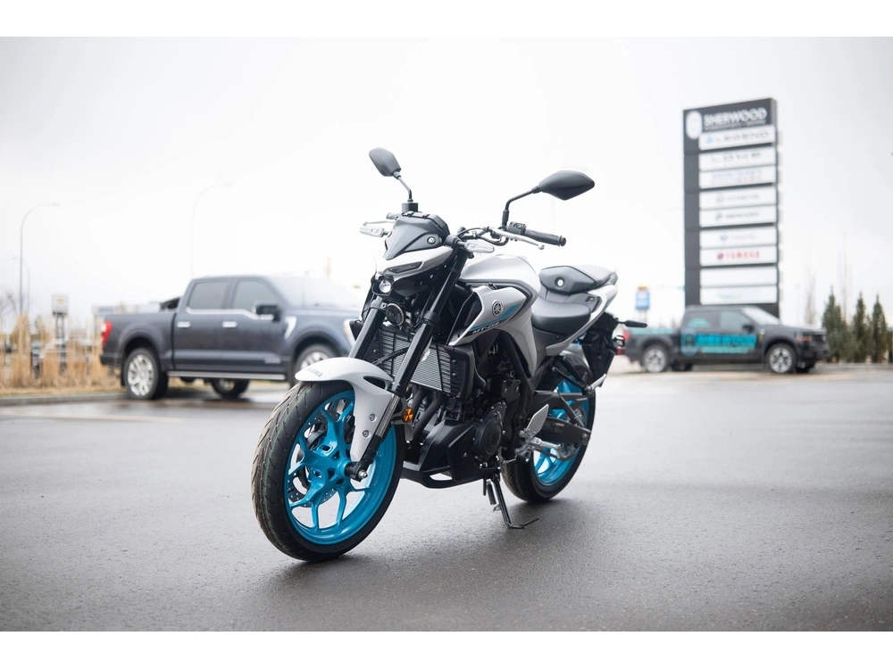 2025 Yamaha Mt-03 alt