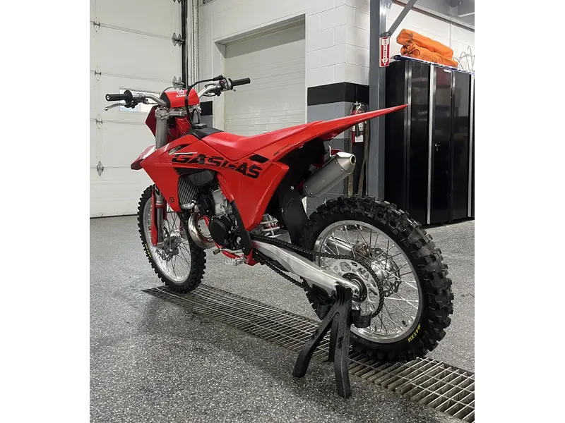2025 GASGAS MC 250 thumbnail 4